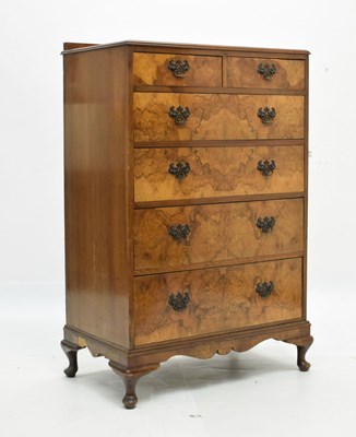 Lot 592 - Figured walnut six-drawer chest