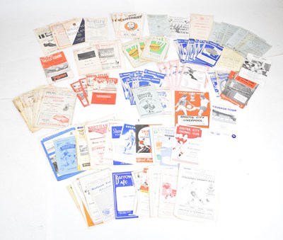 Lot 229 - Large collection of mainly pre-1960s football programmes