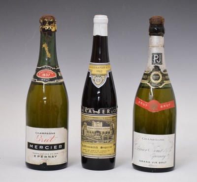 Lot 306 - Mercier Brut Champagne 1937