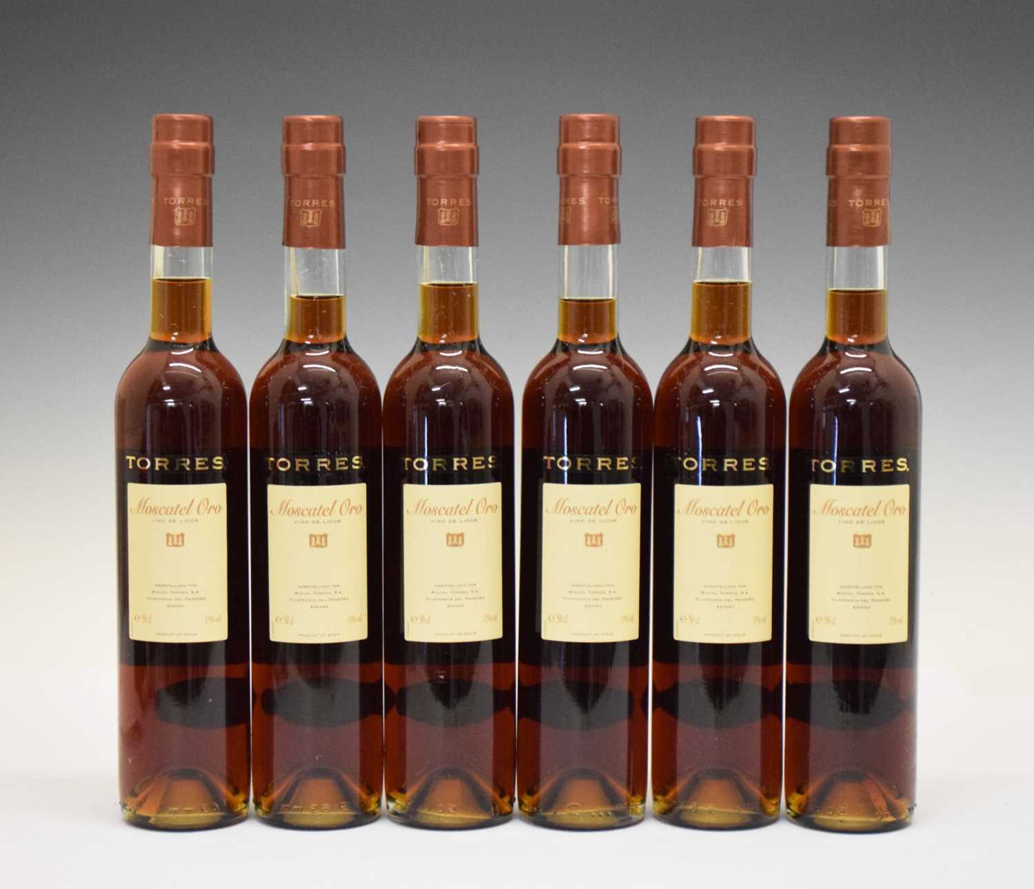 Lot 752 - Torres Moscatel Oro, Vino de Licor, Catalonia