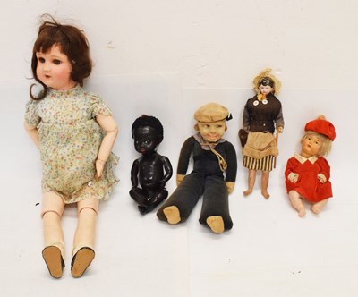 Lot 289 - Small collection of early 20th Century dolls to include Norah Wellings