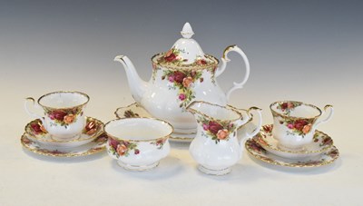 Lot 376 - Royal Albert Old Country Roses six person tea set