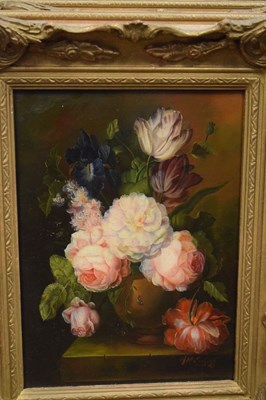 Lot 470 - Hugh M. Ewing (1869-1933) - Oil on panel - Pair of still lives of flowers