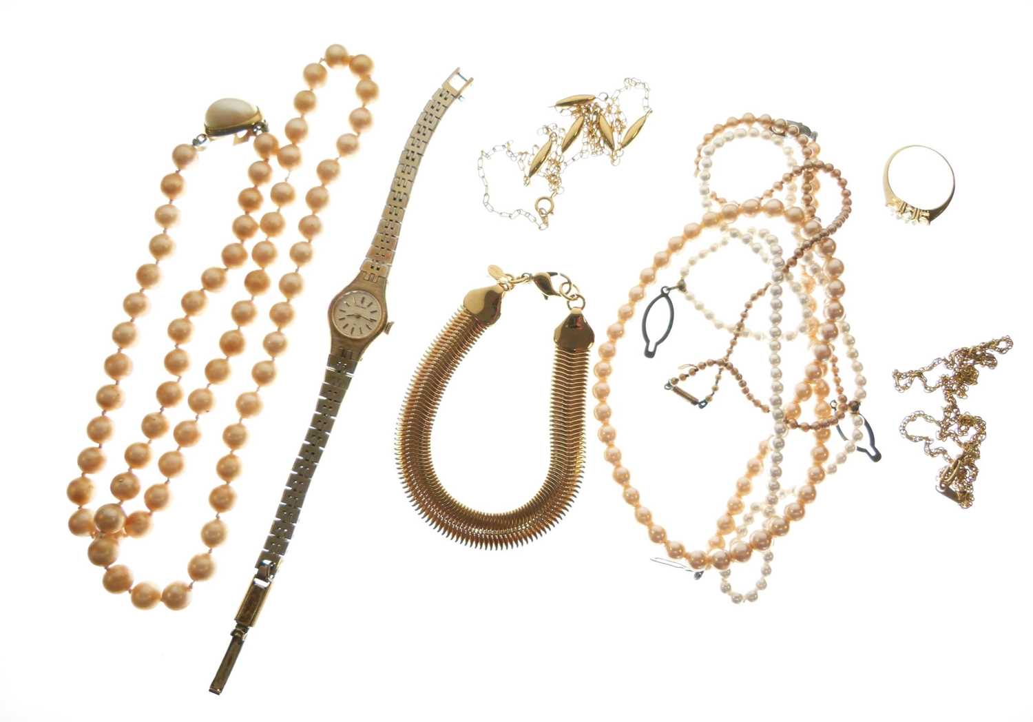 Lot 56 - Assorted costume jewellery