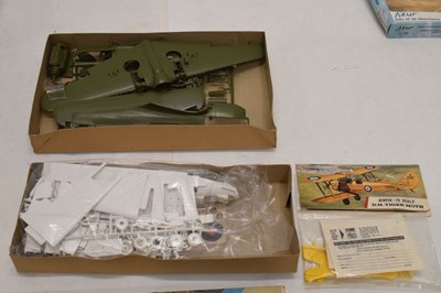 Lot 270 - Quantity of Airfix, Revell, and other boxed scale model kits