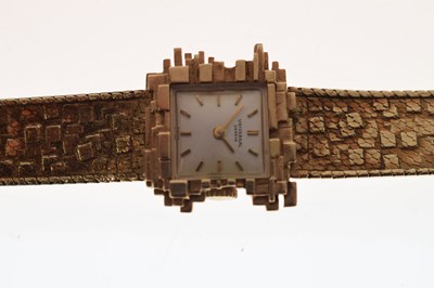 Lot 62 - Universal Genève - Lady's 1960s 9ct gold bracelet watch