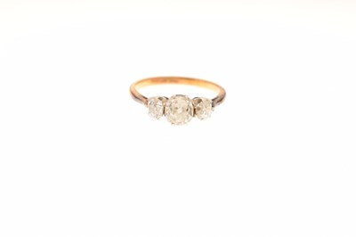 Lot 3 - Three-stone old-cut diamond ring