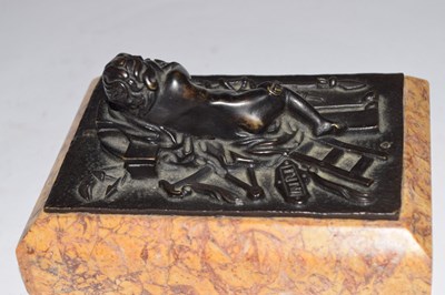 Lot 303 - Bronze and marble paperweight