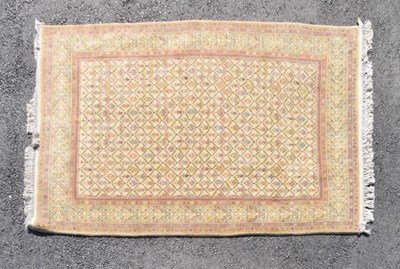 Lot 330 - Wool machine made rug