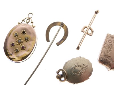 Lot 65 - Assorted gold jewellery