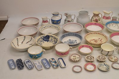 Lot 380 - Quantity of washstand ceramics (ex. Rothschild Exbury house sales)