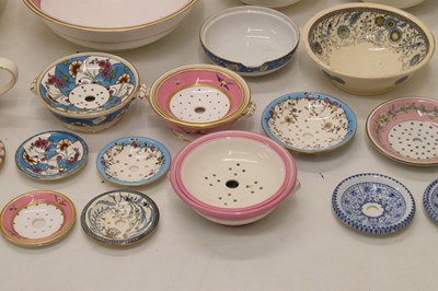 Lot 380 - Quantity of washstand ceramics (ex. Rothschild Exbury house sales)