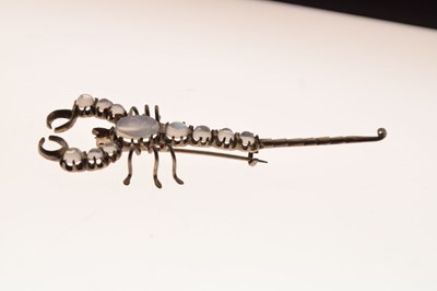 Lot 60 - Scorpion brooch