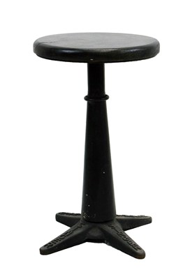 Lot 606 - Singer sewing machine stool