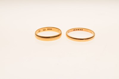 Lot 39 - Two 22ct gold wedding bands