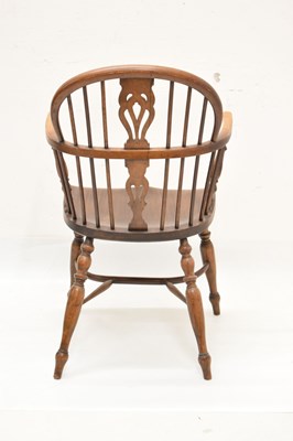 Lot 525 - Windsor chair