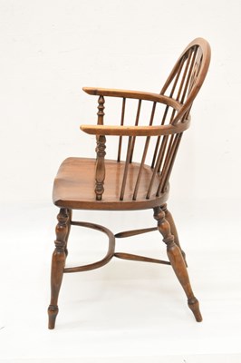 Lot 525 - Windsor chair