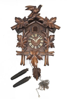 Lot 529 - 20th Century Black Forest carved cuckoo clock