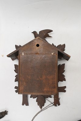 Lot 529 - 20th Century Black Forest carved cuckoo clock