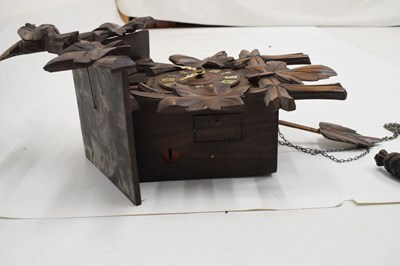 Lot 529 - 20th Century Black Forest carved cuckoo clock