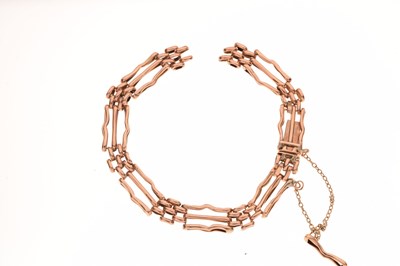 Lot 88 - 9ct rose gold gate link bracelet