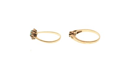 Lot 25 - Two 9ct gold set rings