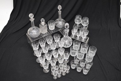 Lot 332 - Assorted cut glassware