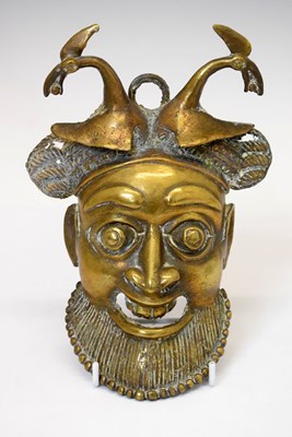 Lot 211 - African bronze mask