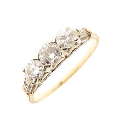 Lot 12 - Three stone diamond ring