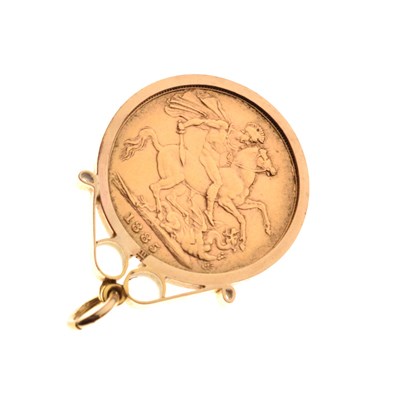 Lot 142 - Victorian gold sovereign, 1885