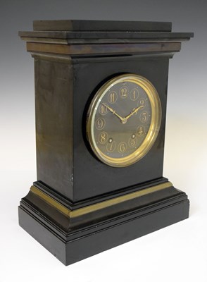 Lot 461 - Victorian black slate mantel clock