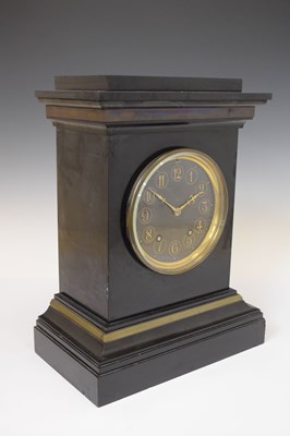 Lot 461 - Victorian black slate mantel clock