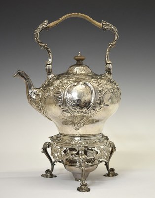 Lot 115 - George II tea kettle, London 1754