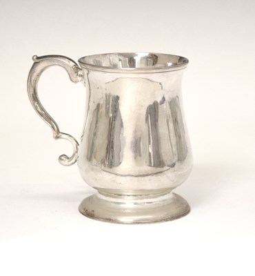 Lot 118 - George III silver mug,  Newcastle 1778