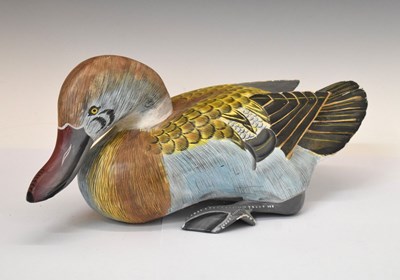 Lot 192 - Wooden painted decoy duck
