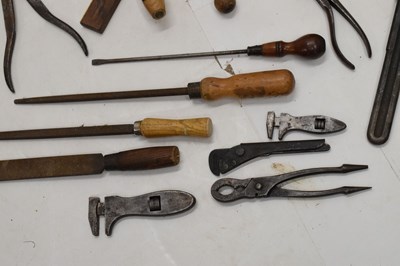 Lot 554 - Quantity of woodwork tools