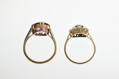Lot 25 - 9ct gold, amethyst and seed pearl cluster ring