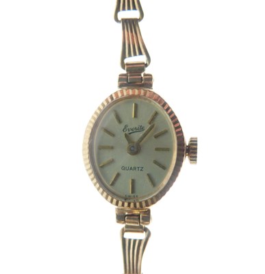 Lot 113 - Everite - Lady's 9ct bracelet watch