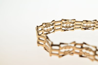 Lot 78 - 9ct gold gate link bracelet