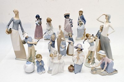 Lot 377 - Large quantity of Nao and Lladro figures