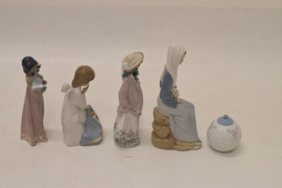 Lot 377 - Large quantity of Nao and Lladro figures