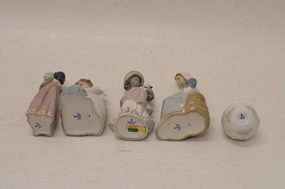 Lot 377 - Large quantity of Nao and Lladro figures