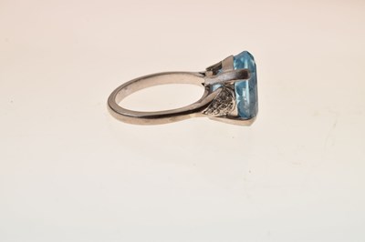 Lot 11 - Blue topaz and diamond ring