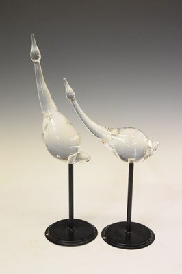 Lot 339 - Five Studio Ahus (Sweden) glass models of swans