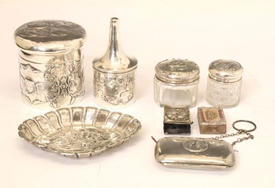 Lot 135 - Collection of small silver to include an Edward VII cherub decorated pin tray, etc