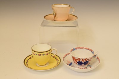 Lot 385 - Collection of 19th Century English porcelain cups, saucers, etc