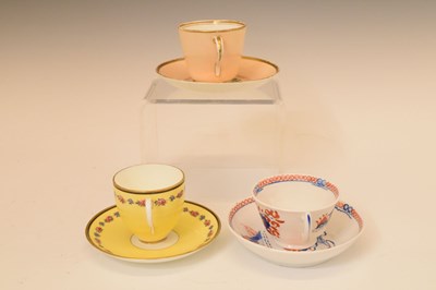 Lot 385 - Collection of 19th Century English porcelain cups, saucers, etc