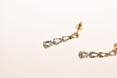 Lot 116 - 9ct gold blue topaz pendant and earring set