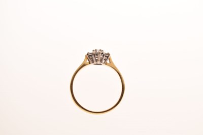 Lot 12 - 18ct gold, seven-stone diamond cluster ring