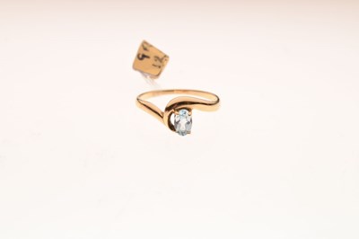 Lot 55 - 9ct gold blue topaz ring